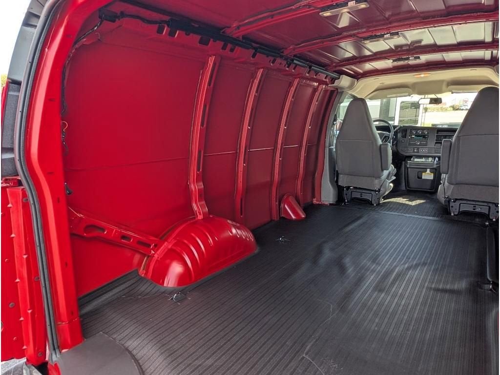 2025 Chevrolet Express Cargo 2500 WT