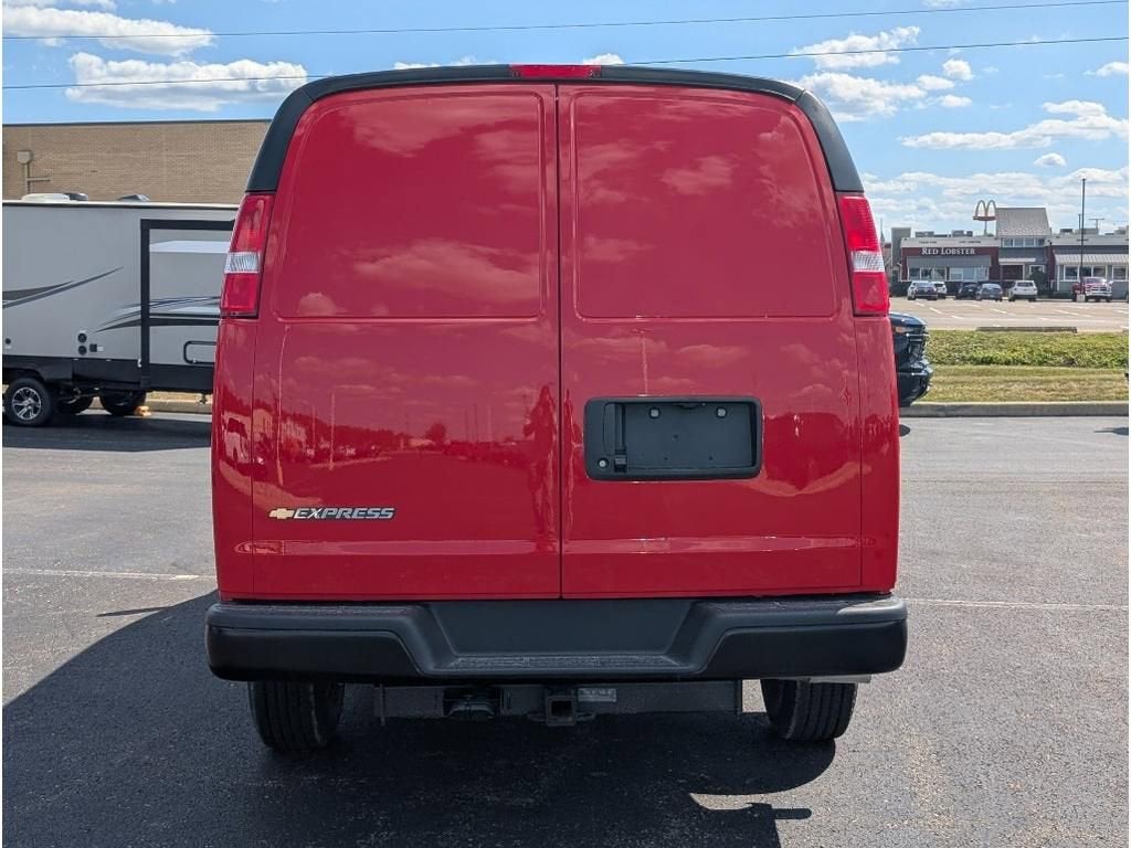 2025 Chevrolet Express Cargo 2500 WT