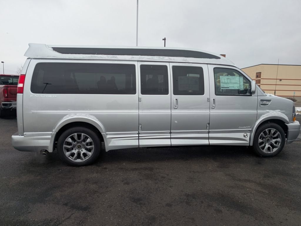 2026 Chevrolet Express Cargo 2500 WT
