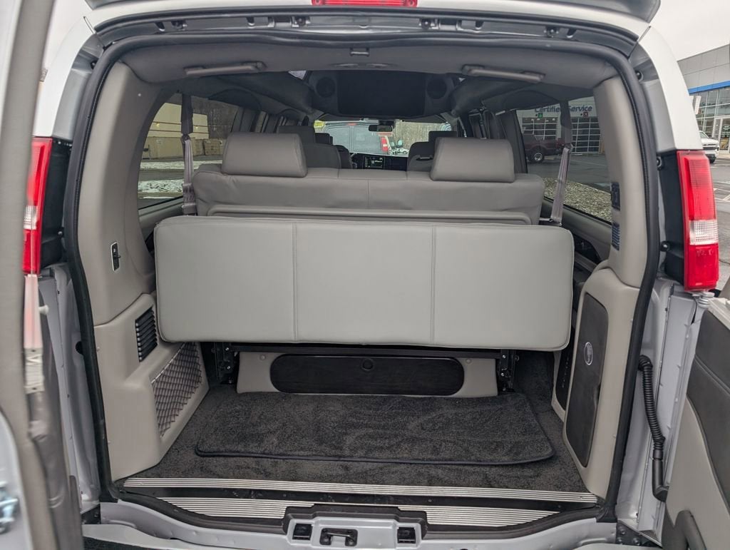 2026 Chevrolet Express Cargo 2500 WT