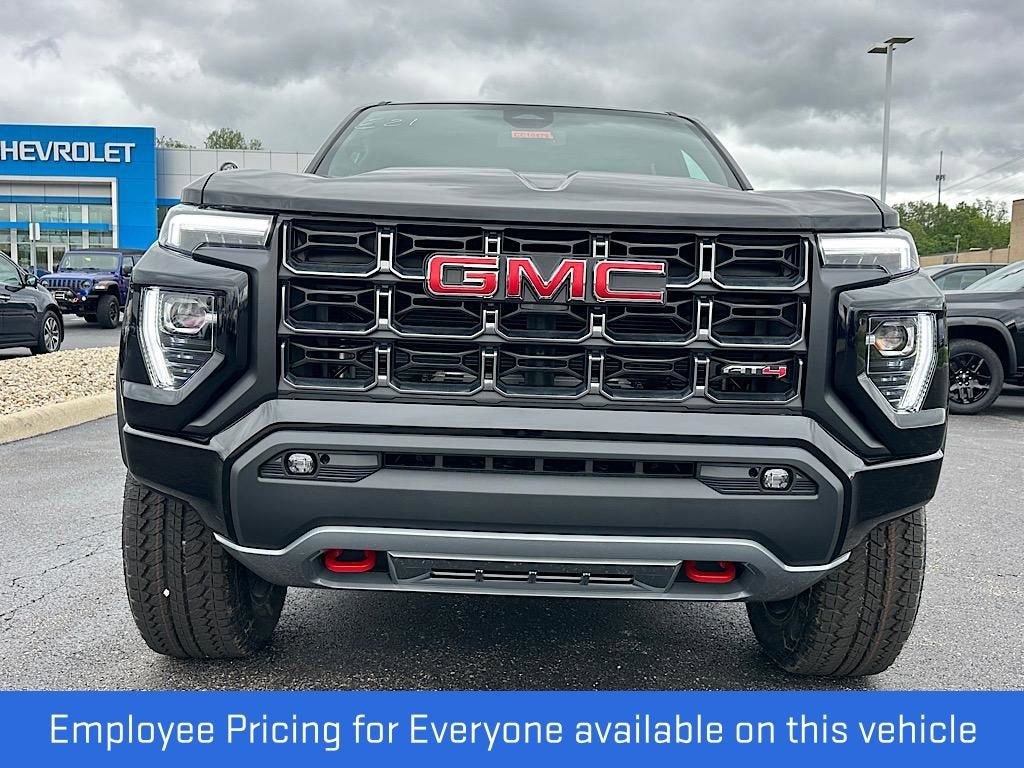 2025 GMC Canyon AT4