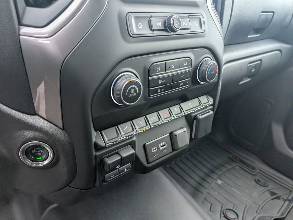 2024 Chevrolet Silverado 1500 Custom Trail Boss