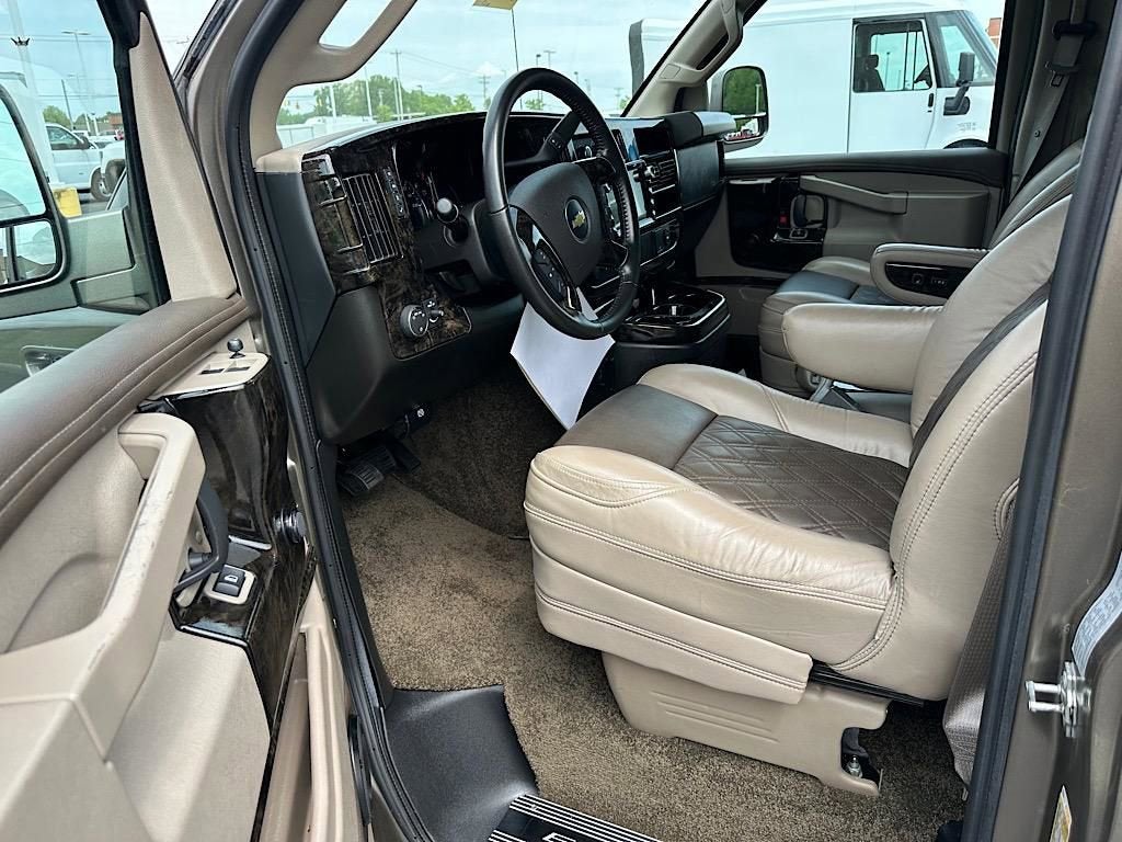 2023 Chevrolet Express Cargo 2500 WT