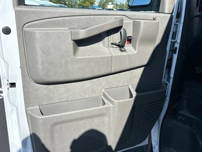 2025 Chevrolet Express Cargo 3500 WT