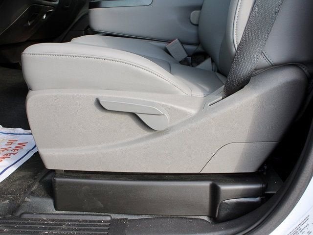 2023 Chevrolet Silverado 6500 HD Work Truck