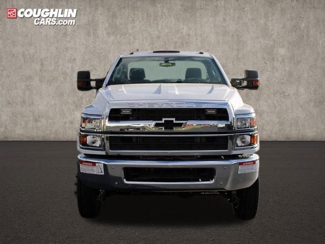 2023 Chevrolet Silverado 6500 HD Work Truck