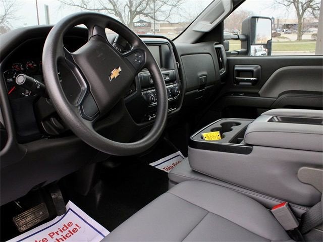 2023 Chevrolet Silverado 6500 HD Work Truck