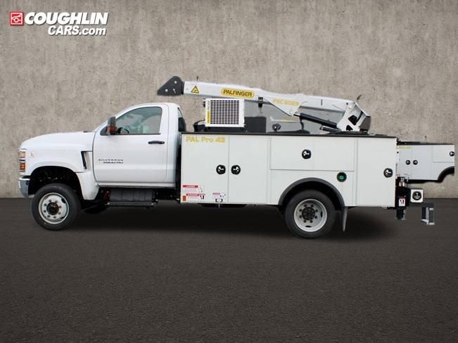 2023 Chevrolet Silverado 6500 HD Work Truck