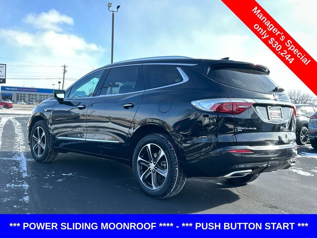 2022 Buick Enclave Essence