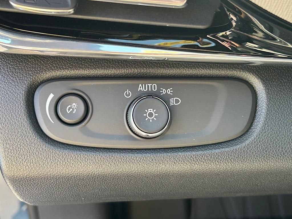 2025 Buick Envista Avenir