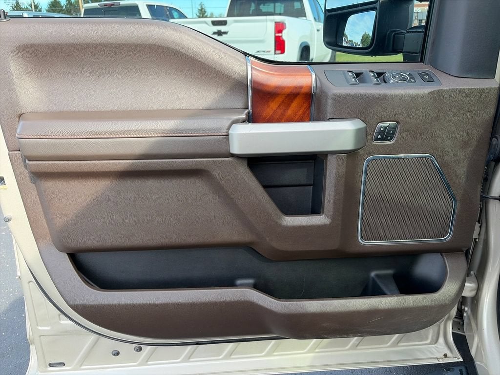 2017 Ford Super Duty F-450 DRW XL