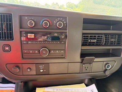 2026 Chevrolet Express Cutaway 3500 1WT
