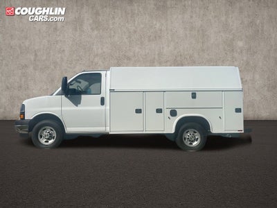 2025 Chevrolet Express Cutaway 3500 1WT