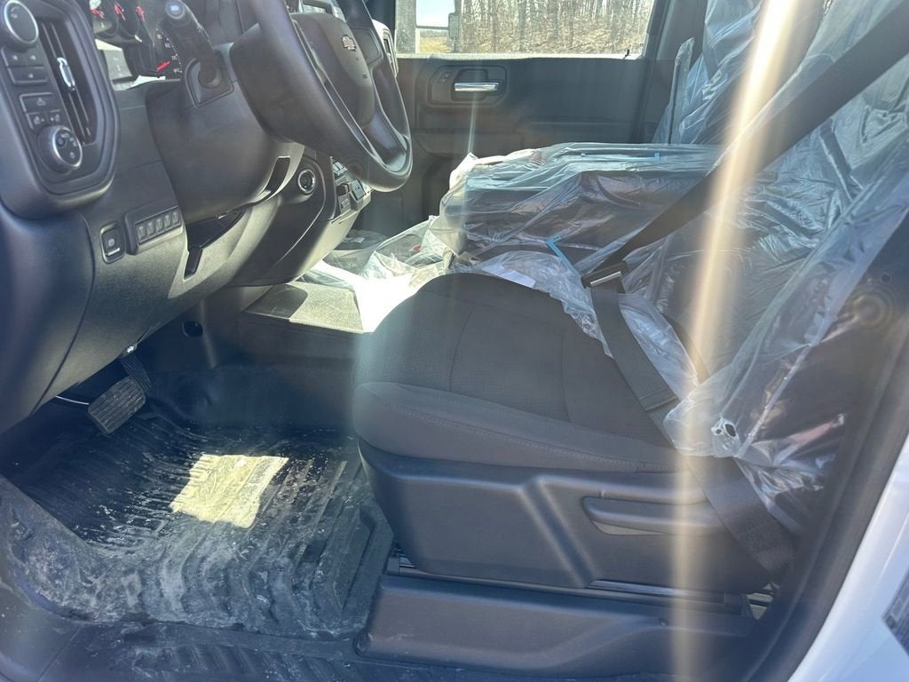 2025 Chevrolet Silverado 3500 HD Chassis Cab Work Truck