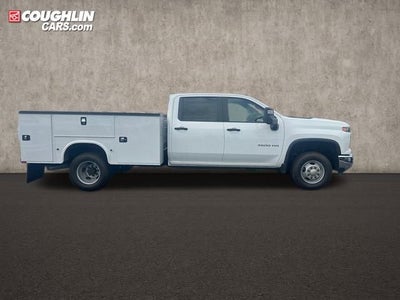 2025 Chevrolet Silverado 3500 HD Chassis Cab Work Truck