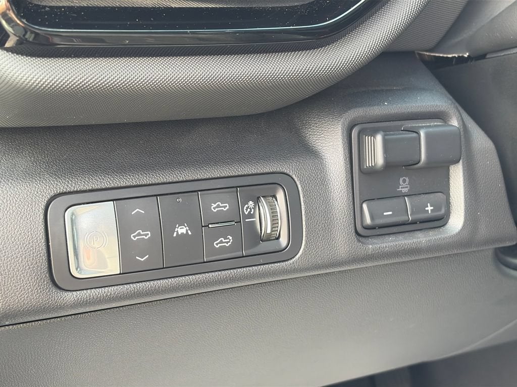 2025 Chevrolet Silverado EV RST - Max Range
