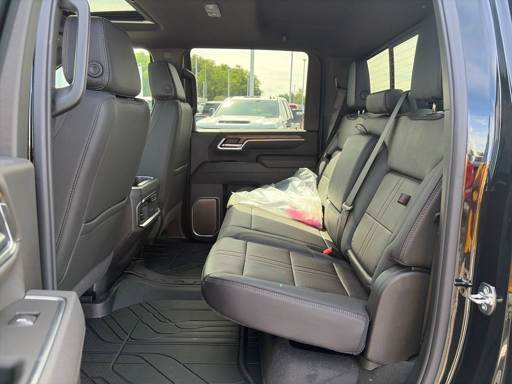 2026 Chevrolet Silverado 3500 HD High Country DRW