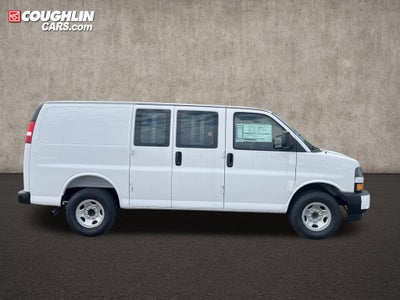 2026 Chevrolet Express Cargo WT