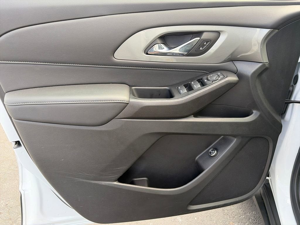 2024 Chevrolet Traverse Limited LT Cloth