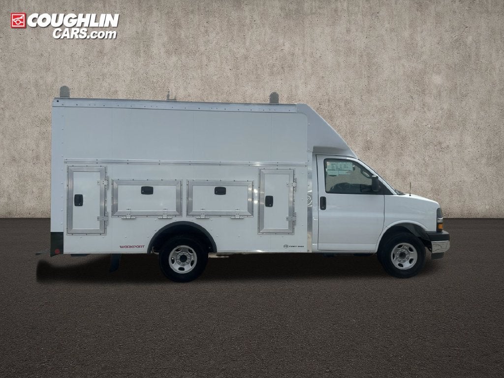 2026 Chevrolet Express Cutaway