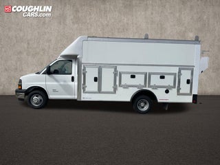 2026 Chevrolet Express Cutaway 4500 2WT