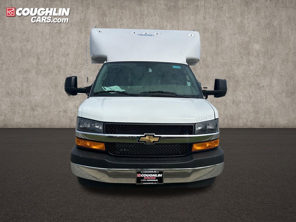 2026 Chevrolet Express Cutaway 4500 2WT