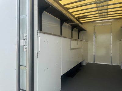 2025 Chevrolet Express Cutaway 4500 2WT