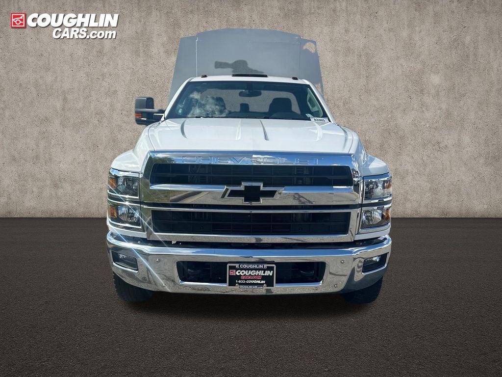 2024 Chevrolet Silverado 6500 HD Work Truck