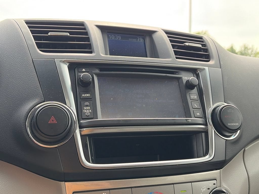 2013 Toyota Highlander Base