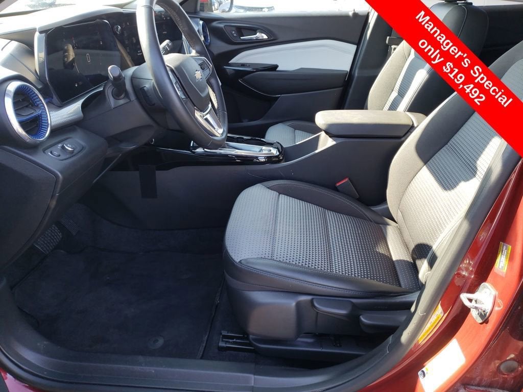 2024 Chevrolet Trax LT