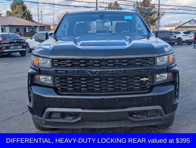 Used 2019 Chevrolet Silverado 1500 Custom with VIN 1GCRYBEHXKZ394650 for sale in Newark, OH