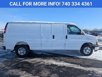 2025 Chevrolet Express Cargo 3500 WT