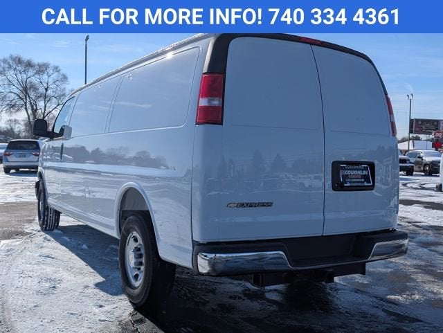 2025 Chevrolet Express Cargo 3500 WT
