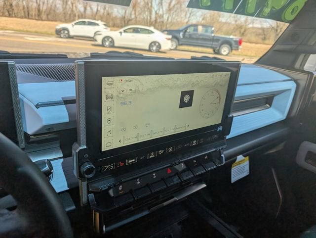 2024 GMC HUMMER EV SUV 2X