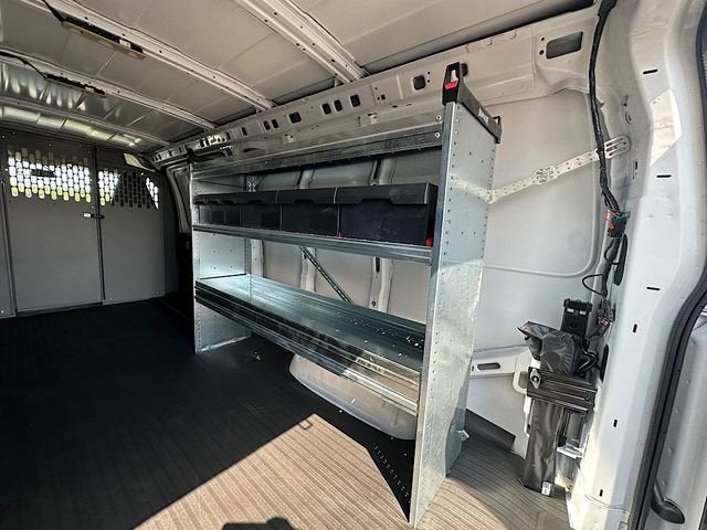 2025 Chevrolet Express Cargo 3500 WT