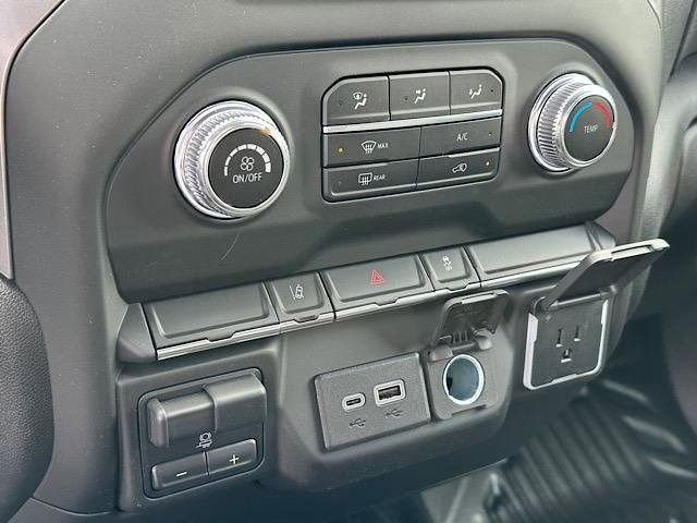 2024 GMC Sierra 3500 HD Pro