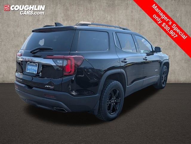 2023 GMC Acadia AT4