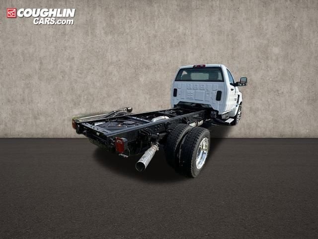 2024 Chevrolet Silverado 6500 HD Work Truck