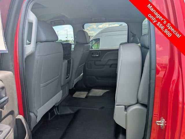 2022 Chevrolet Silverado 5500 HD Work Truck