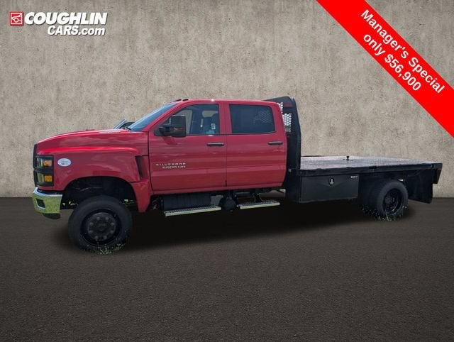 2022 Chevrolet Silverado 5500 HD Work Truck
